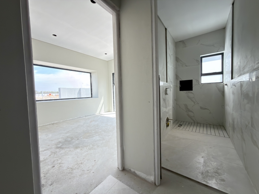 4 Bedroom Property for Sale in Sandown Western Cape